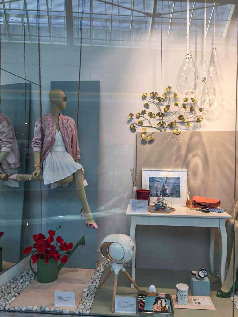 Exemple de scénographie et window display